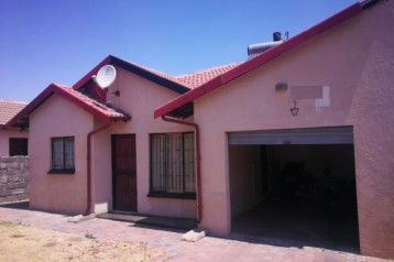3 Bedroom House for Sale in Klipfontein View